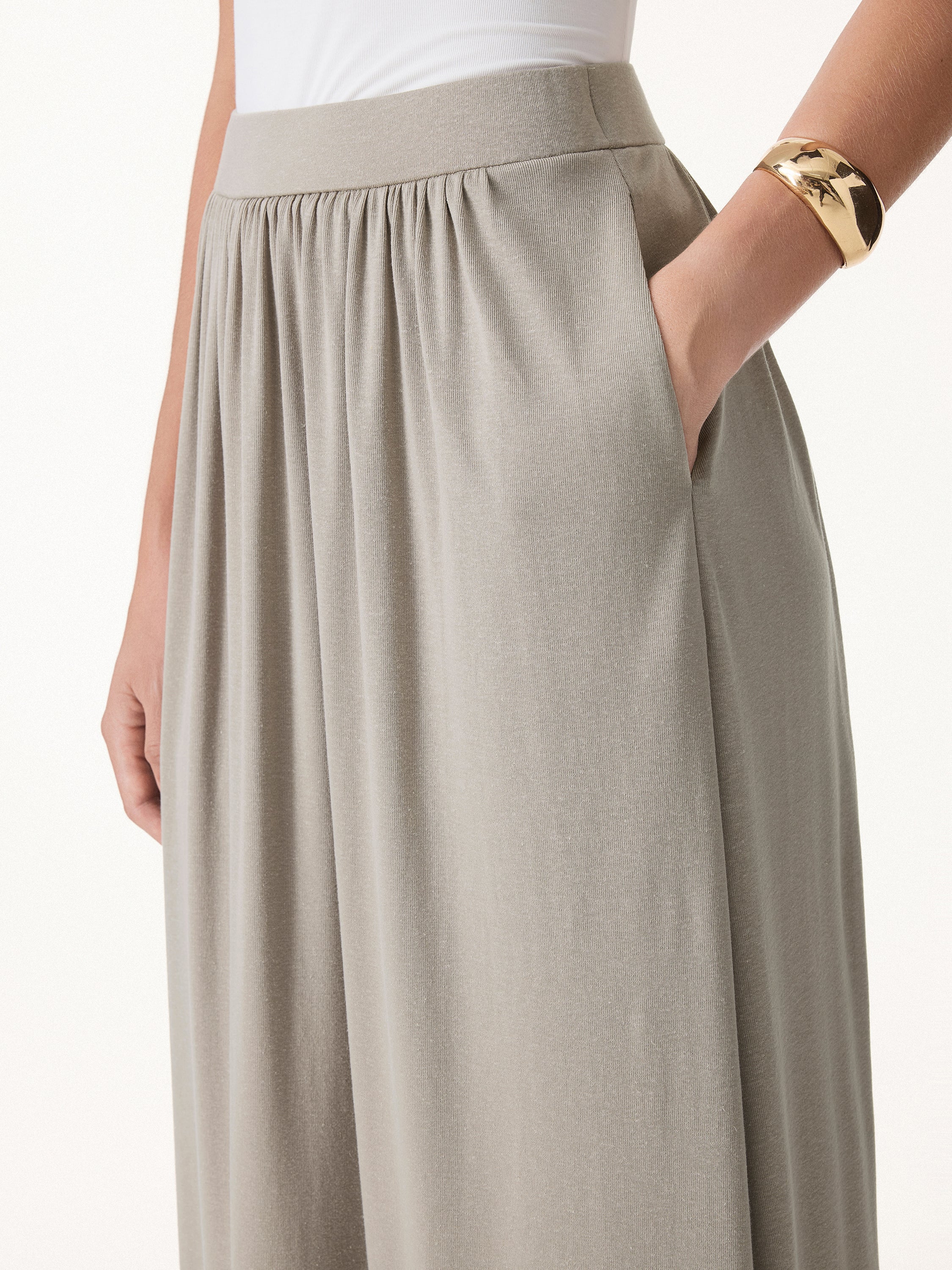 2Pcs Set Round Neck Top & A-Line Maxi Skirt with Pockets - Image 9