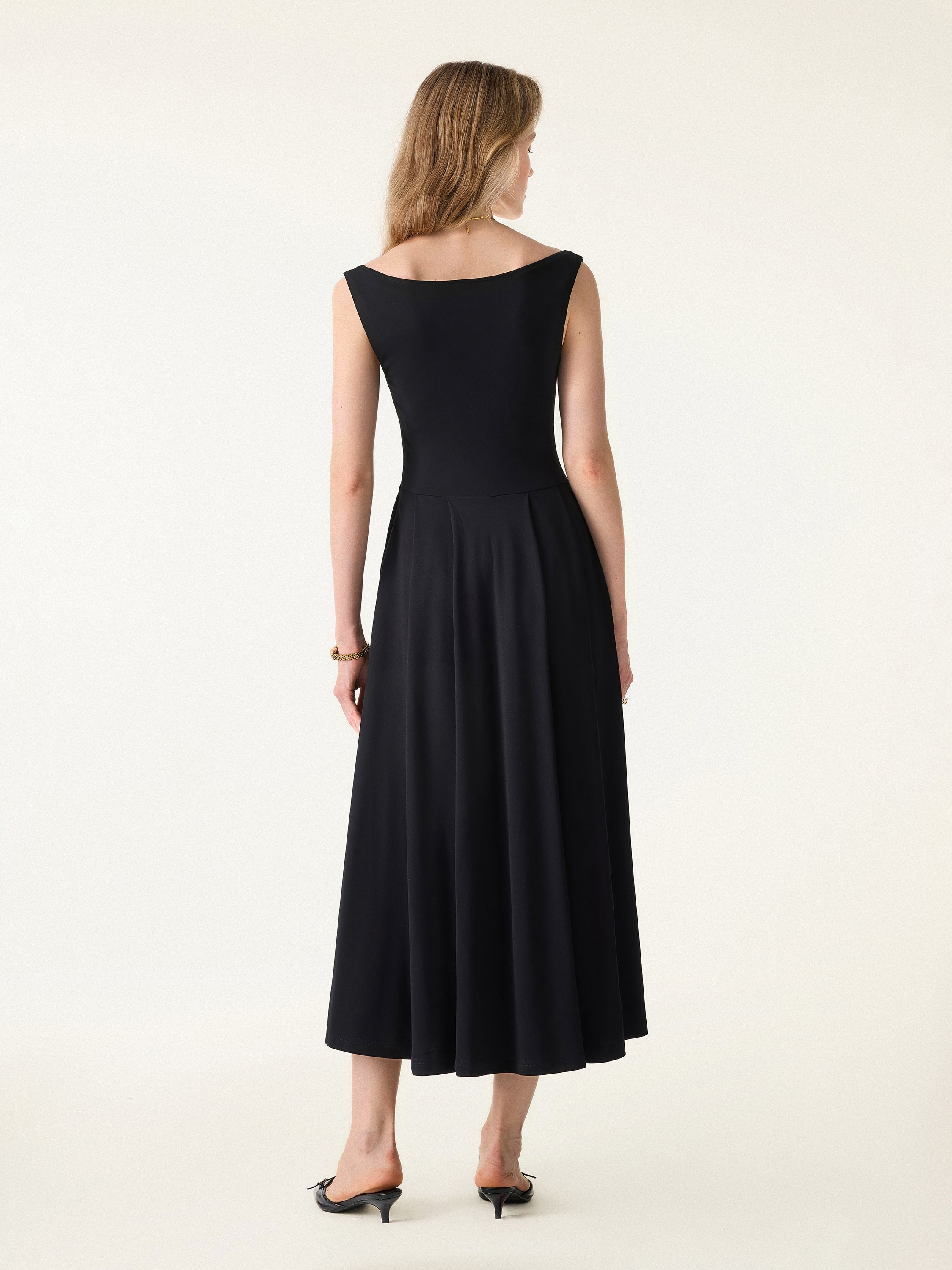 Balletic Scoop Neck Midi Bra Dress with Pockets - Image 4