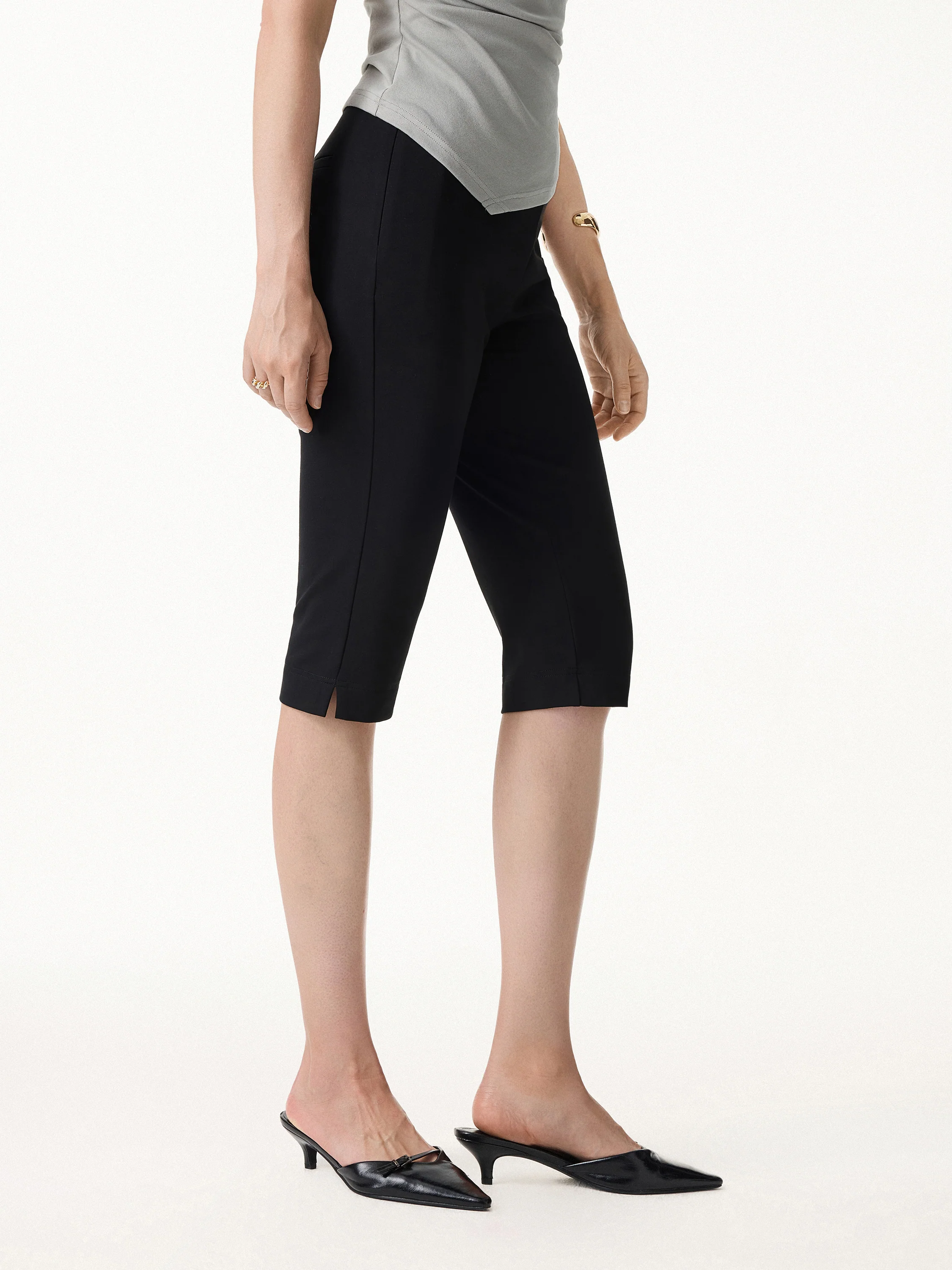 Stretch Ponte Chic Capri Pant with Pockets - Image 3
