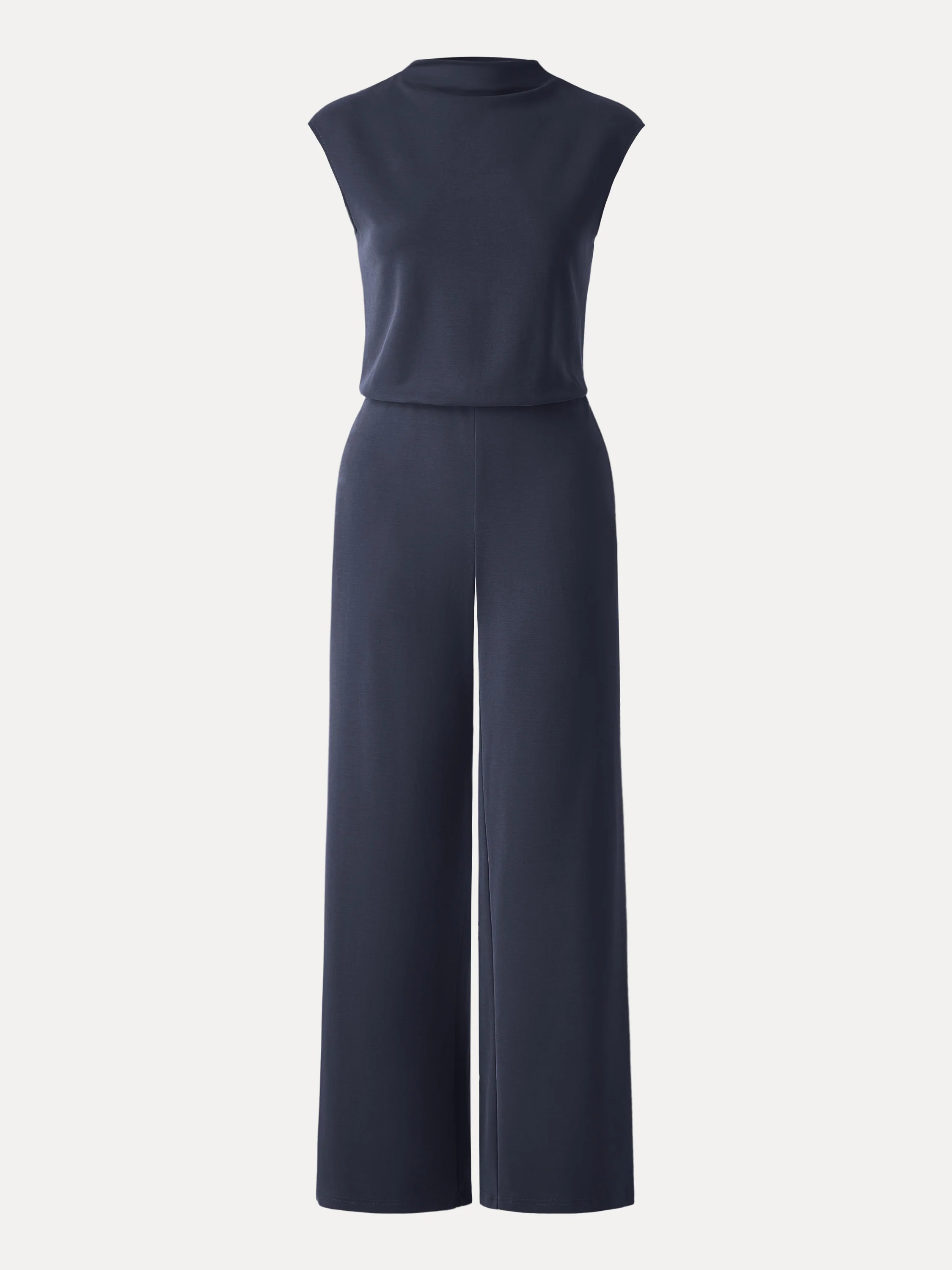 Travel-Friendly Easy-to-Take-Off Jumpsuit - Image 10
