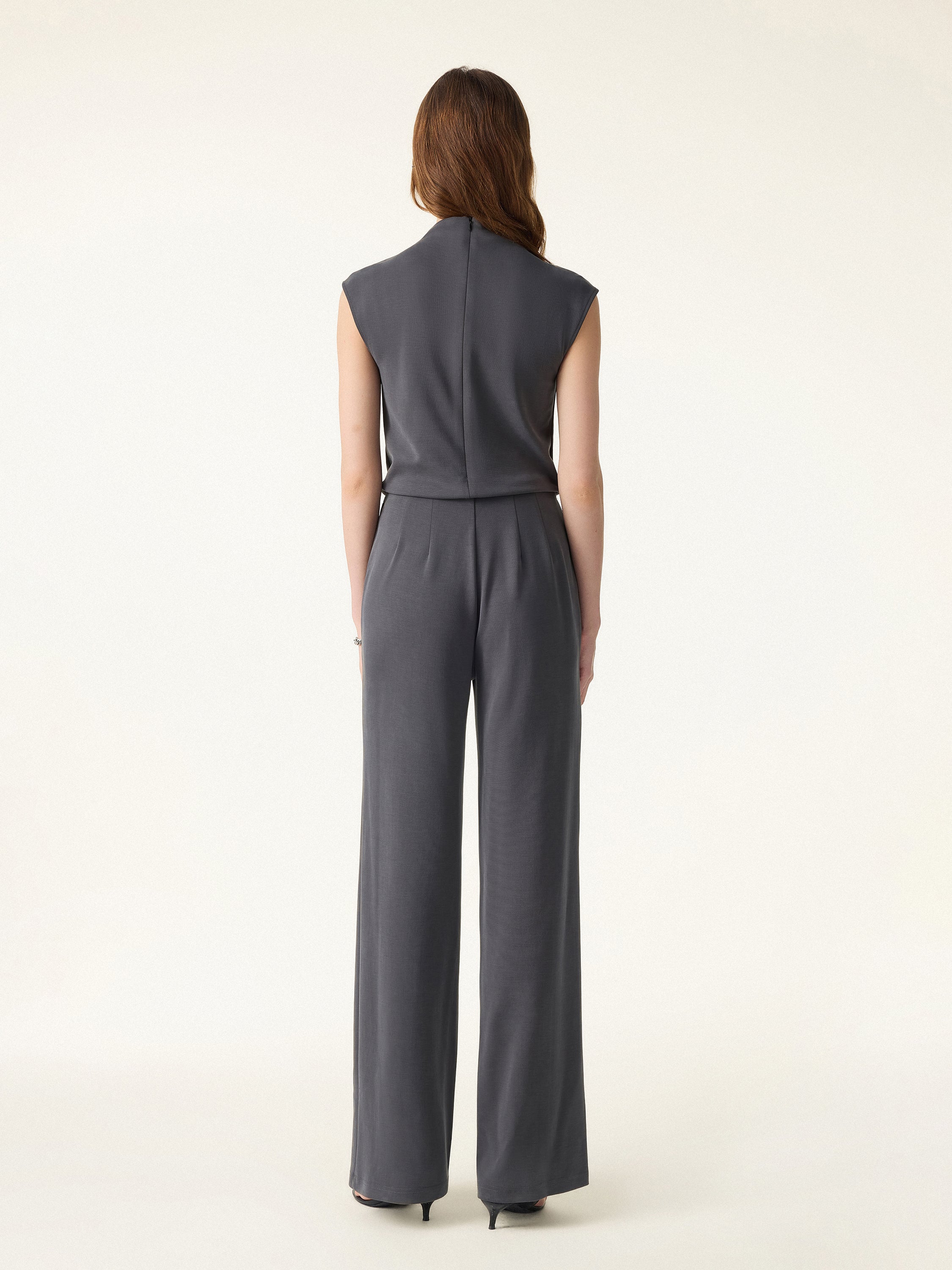 Travel-Friendly Easy-to-Take-Off Jumpsuit - Image 4