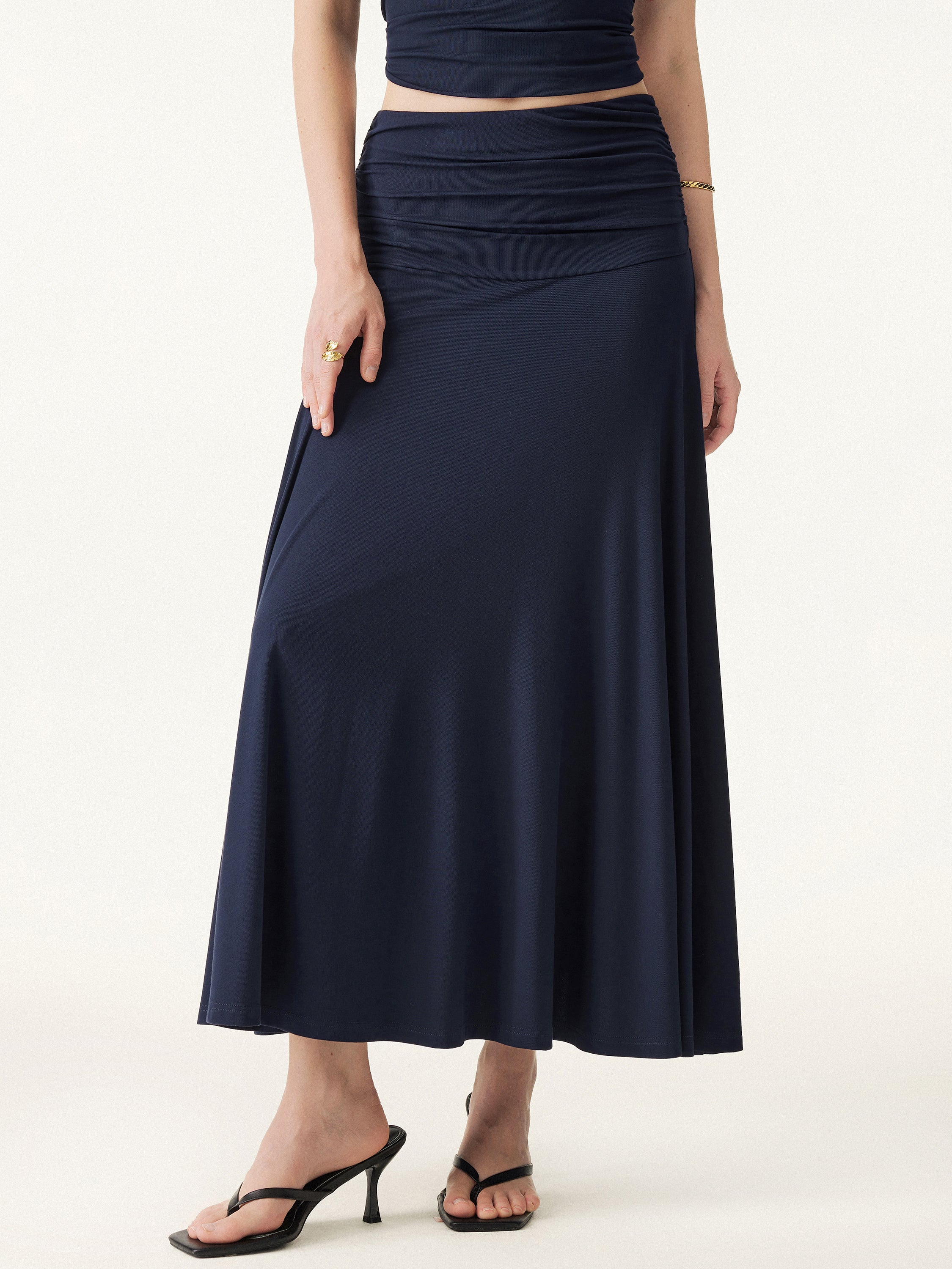 Ultrasoft Mid Rise A-line Ruched Maxi Skirt - Image 7