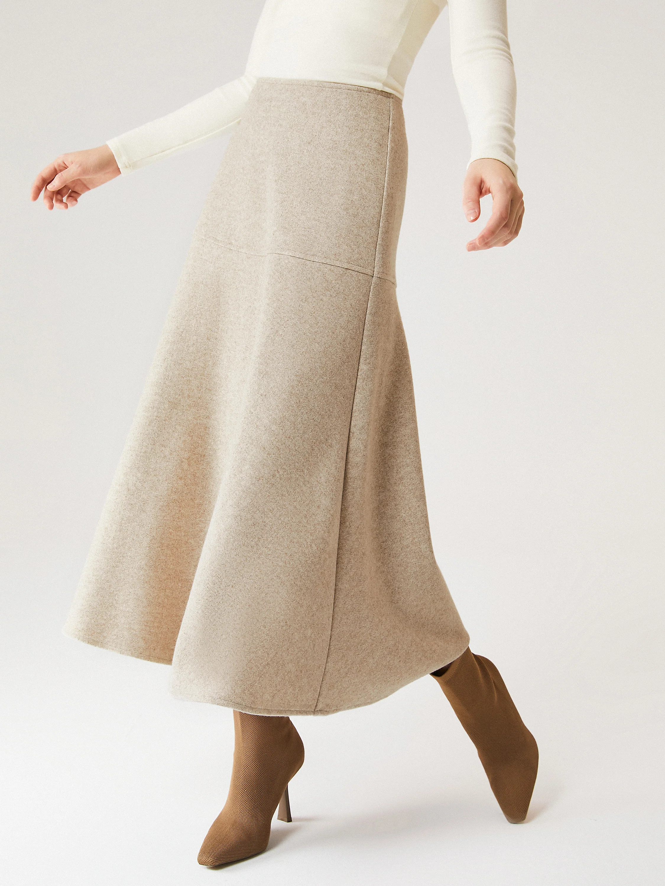FuzzLuxe Flared Maxi Skirt - Image 3