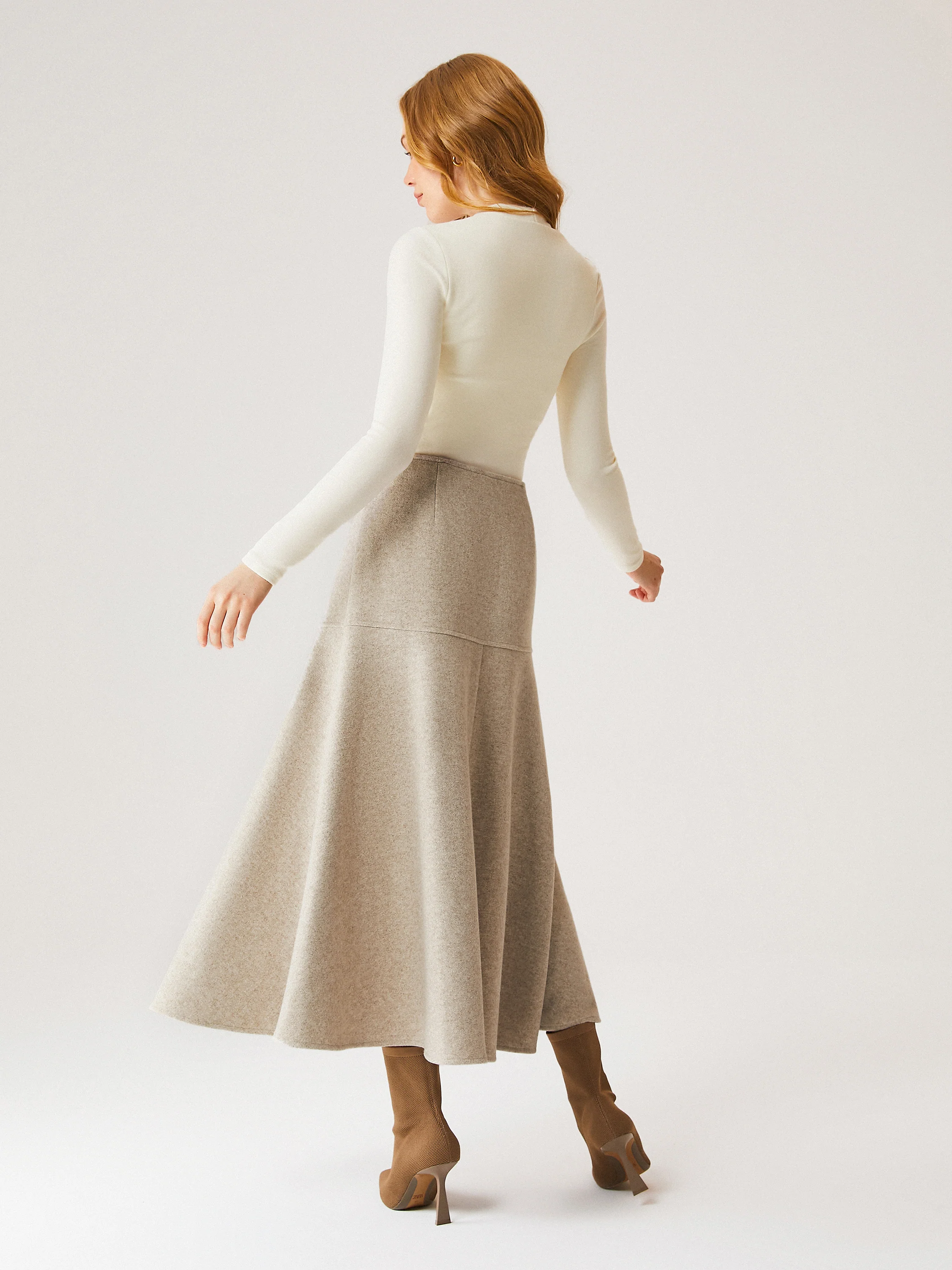 FuzzLuxe Flared Maxi Skirt - Image 4